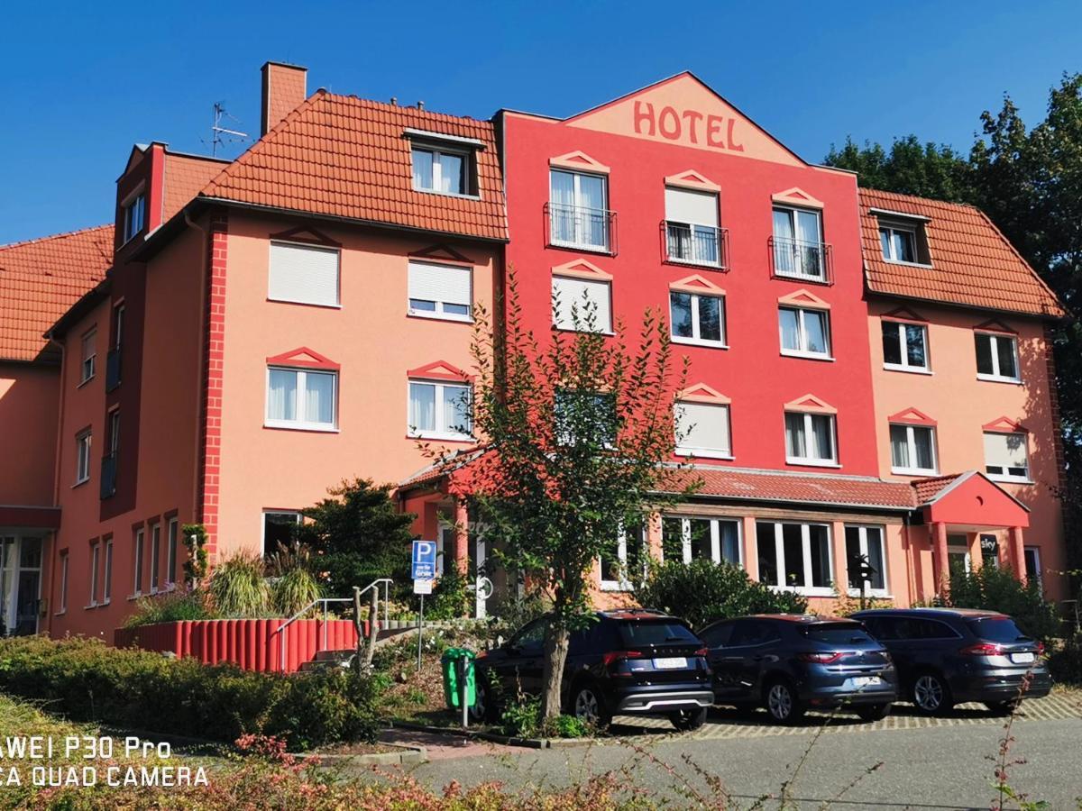 Meister Baer Hotel Wettiner Hof Glauchau Esterno foto