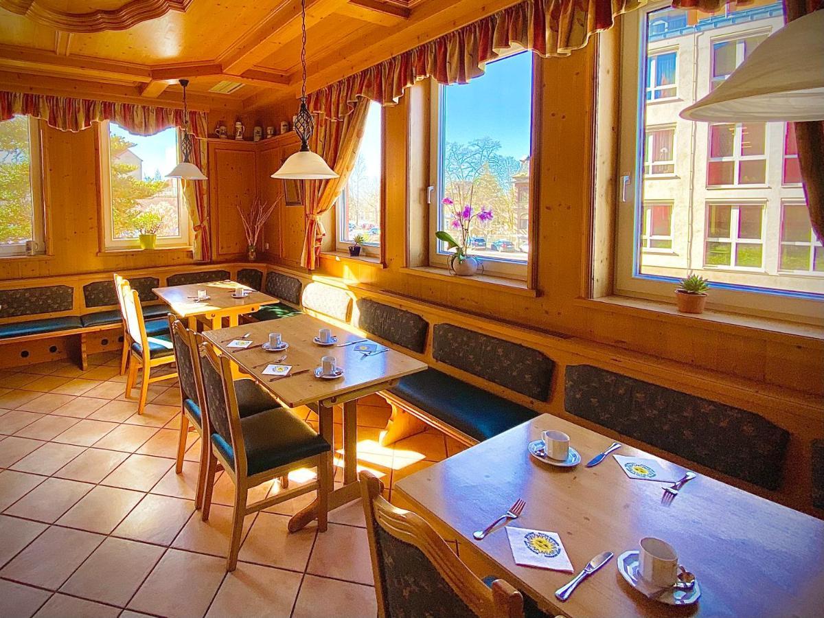Meister Baer Hotel Wettiner Hof Glauchau Esterno foto