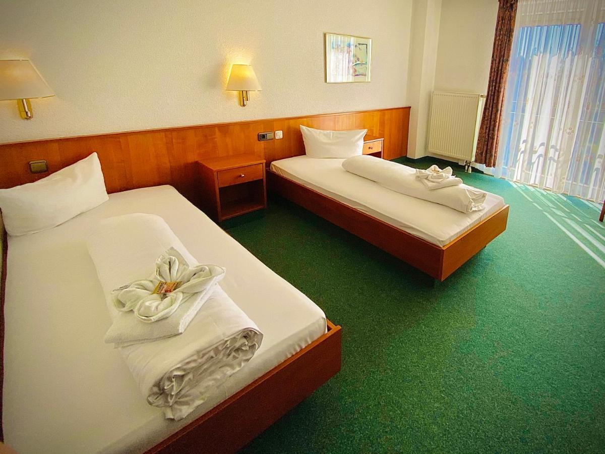 Meister Baer Hotel Wettiner Hof Glauchau Esterno foto