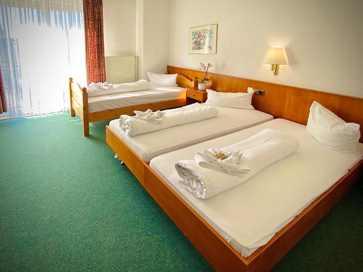 Meister Baer Hotel Wettiner Hof Glauchau Esterno foto